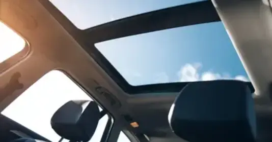 panoramic glass sun roof car